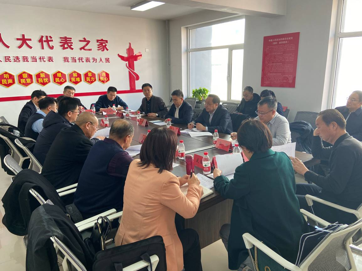 全區(qū)社會(huì)組織助力鄉(xiāng)村振興座談會(huì)在呼和浩特市成功召開(kāi)